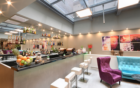 Soho Lounge - Drinkbár